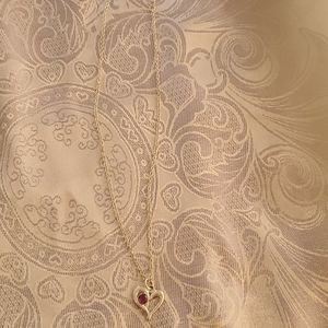 🟡 4/$20 NWOT Heart necklace